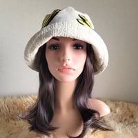 ★バナナ×コットンリネン★62㎝★襟元が邪魔になら無い★コンパクトhat