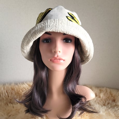 ★バナナ×コットンリネン★62㎝★襟元が邪魔になら無い★コンパクトhat