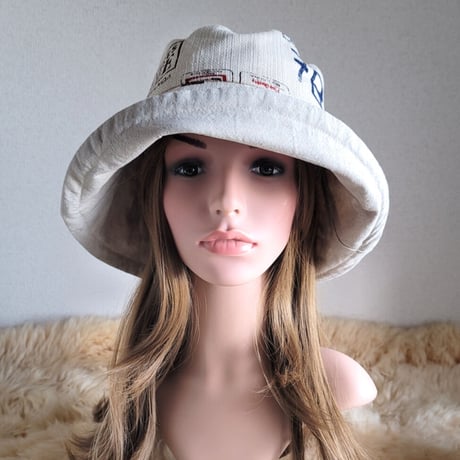 ★ビッグくるみボタン★ひとつ持っていると便利なプレーン帽子★62㎝ ★コーヒー柄×麻素材ボタン