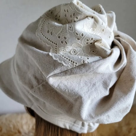 贅沢 レース★みんなに 見せたい 渦巻くback スタイル★ツイストキャスケット★cottonリネン