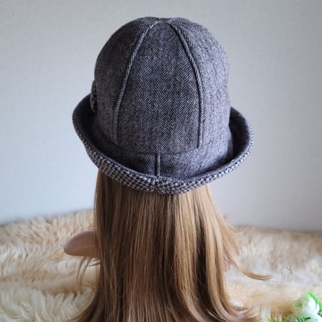 three. premium★フィットhat★しっかりウール★ヘリンボーン　ツイード★