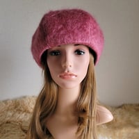three. premium★上質シャギーモヘア★ダークピンク系★コーデが決まる6枚はぎベレー帽★61.5㎝