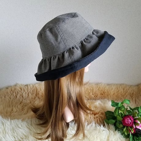 素敵にお出かけ 日差しに負けない 華やか  ギャザーフリル 帽子 千鳥 wool cotton