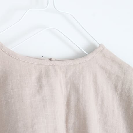 Frill sleeve blouse