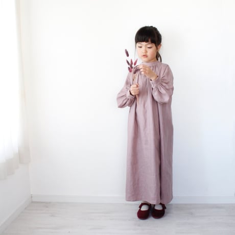 Stand collar dress 120