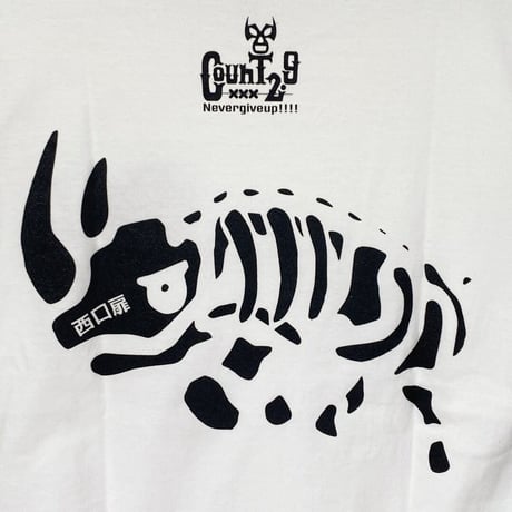 Count2.9×西口ドア　白Tシャツ