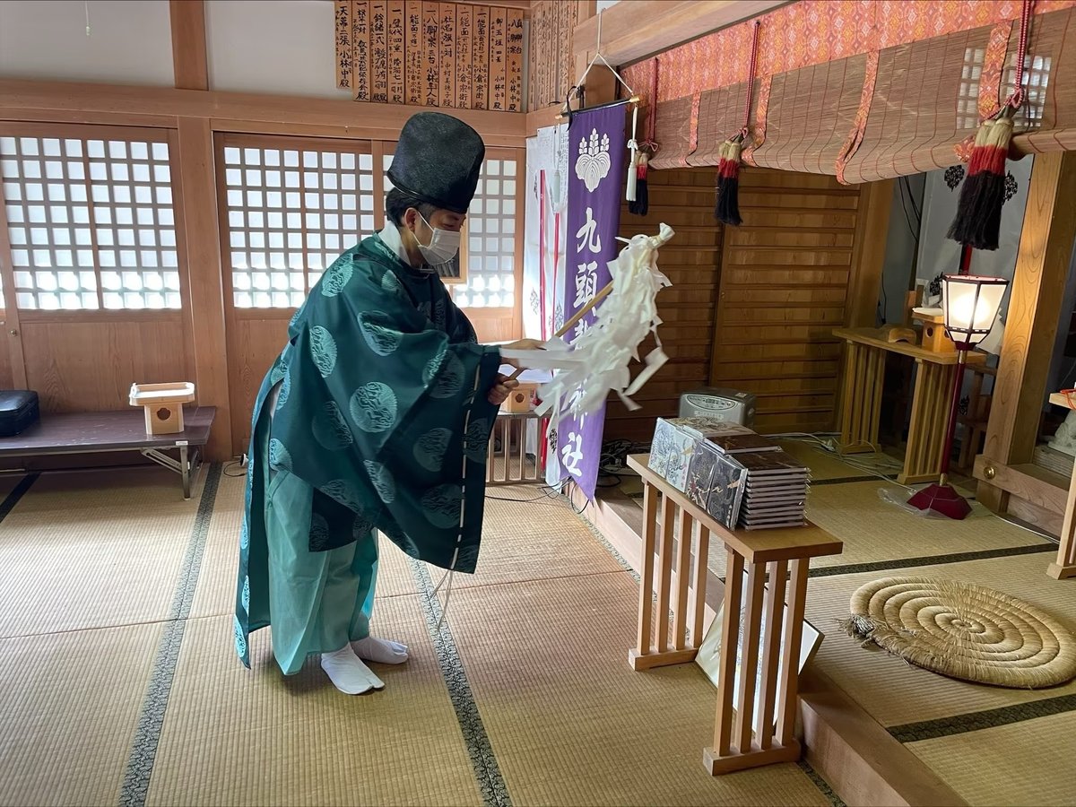 御朱印帖『龍神』白 | おまもりや -omamoriya-