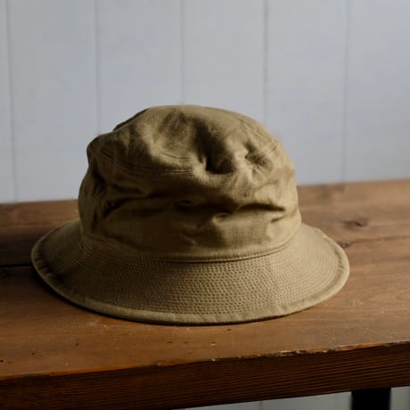 HIGHER/ハイヤー『ARMY SERGE BUCKET HAT/ アーミーサージ バケットハット 』khakiカーキ