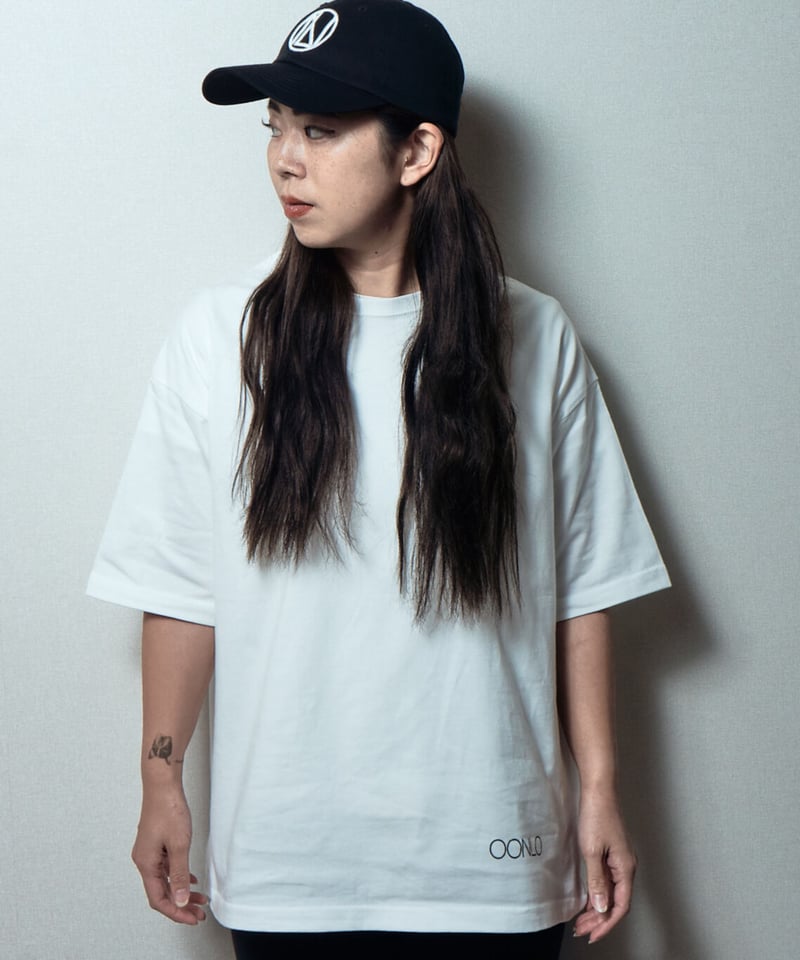 [ ] CKJ Back Logo Graphic T-shirt ★大人気★ Buy Calvin Klein Jeans Landscape Box Back Graphic T-Shirt