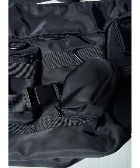 NAE-LU UTILITY SHOULDER BAG