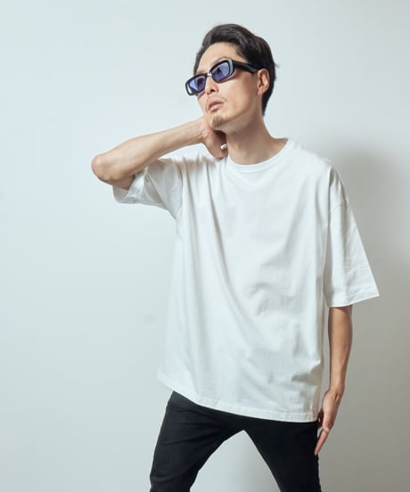 HUNGRY HANGURI OVERSIZE T-SHIRT/WHITE