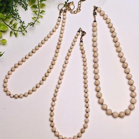 3連デザインネックレス☆ピアス（イヤリング）セット