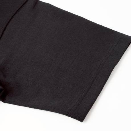 Embroidery T-shirt / black