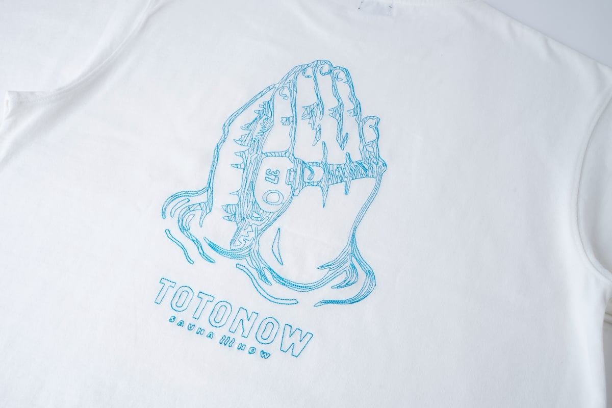 EMBROIDERY SHORT SLEEVE 刺繍白T シャツ定価17,500 Embroidery T-shirt / white | totonow shop