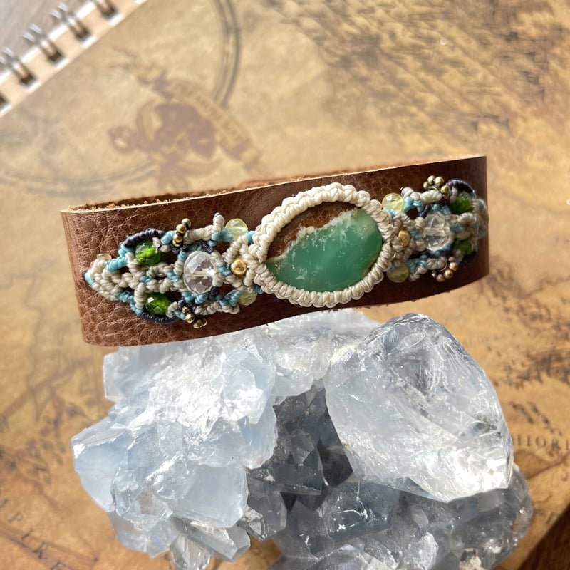 クリソプレーズ マクラメレザーブレスレット 天然石アクセサリー