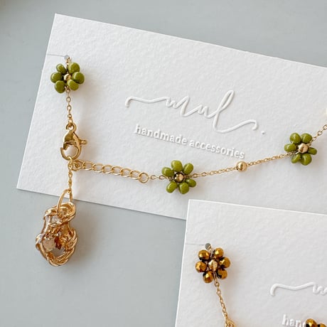 flower bracelet