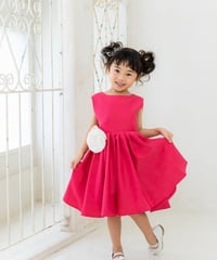 【レンタル3泊４日】【往復送料無料 】110〜160cmホワイトにピンクのお花でキュートなドレス