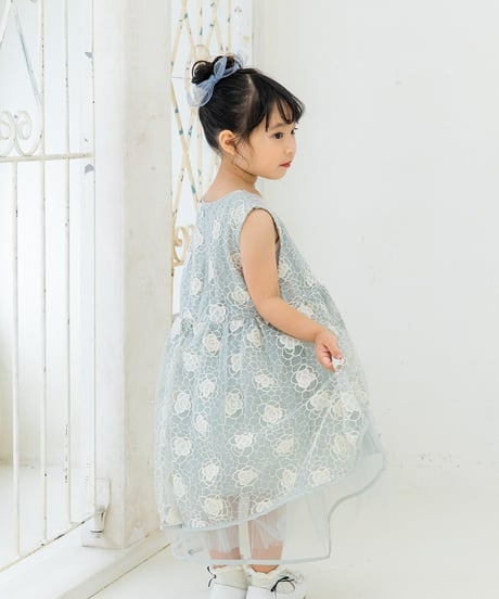 【レンタル3泊４日】【往復送料無料】90〜120cmライトグリーンの花刺繍ドレス