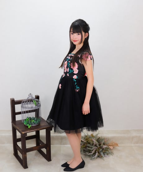 【レンタル３泊４日】【往復送料無料】100〜160cmブラックにピンクの花の膝丈ドレス