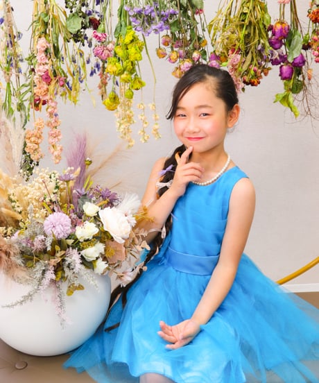 【レンタル3泊4日】【往復送料無料】130cm 鮮やかなブルーにウエストにお花のドレス