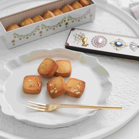 グルテンフリー国産発酵バタークッキー缶【３缶セット】ギフトBOX