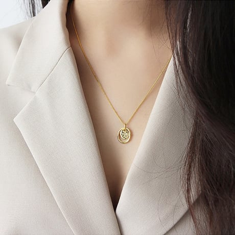 オーバルフレームインネックレス　｜SVN-001GD