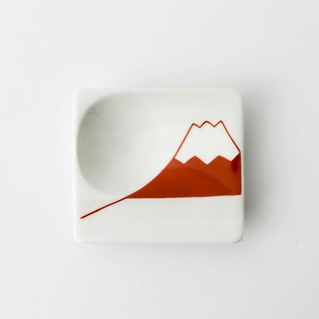 重宝皿-富士山・赤　波佐見焼