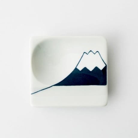 重宝皿-富士山・青　波佐見焼