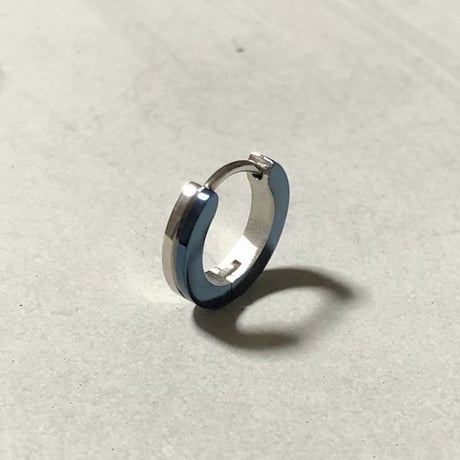 Drops ハーフカラーブルーピアス　｜DRE-05-BL