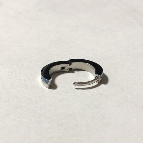 Drops ハーフカラーブルーピアス　｜DRE-05-BL