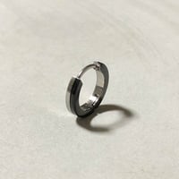 Drops ハーフカラーマットブラックピアス　｜DRE-01A-BK