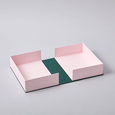 Solander Box  M