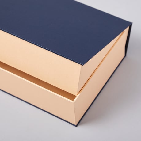 Solander Box  M