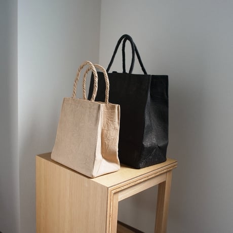 PAPER TOTE BAG  S (L.BROWN / BLACK)