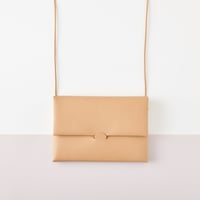 SEAMLESS SHOULDER CASE　S（Nude）