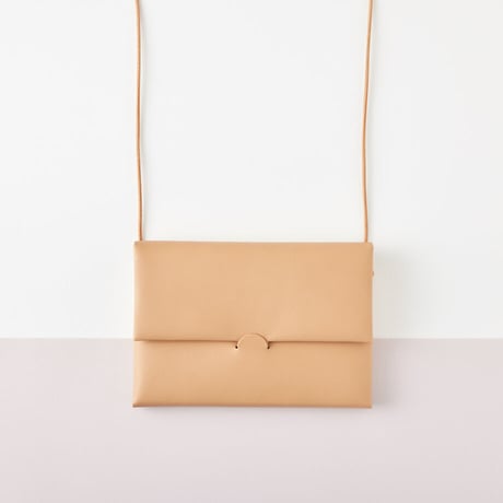 SEAMLESS SHOULDER CASE　S（Nude）