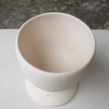 goblet cream white M