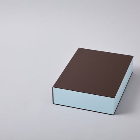 Solander Box   L