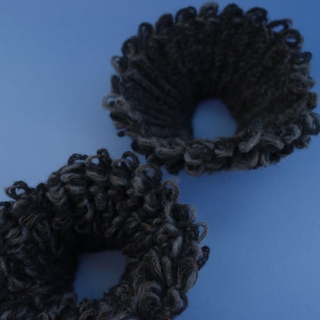 marigold wrist warmer  Black × Gray