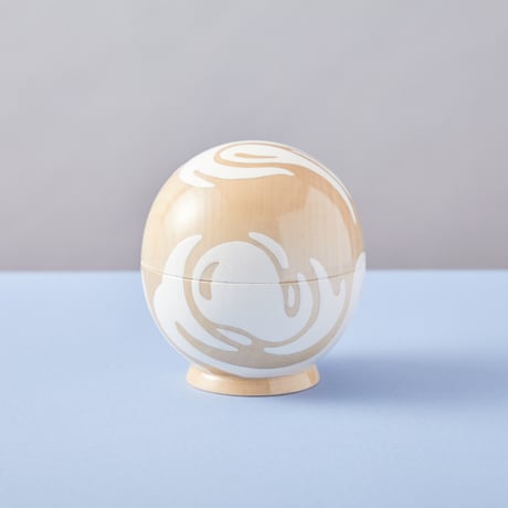 NEST INSIDE THE EARTH