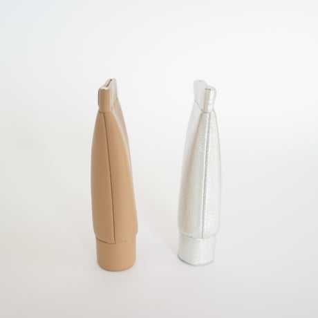 TUBE KEY CASE (CAMEL / BLACK)