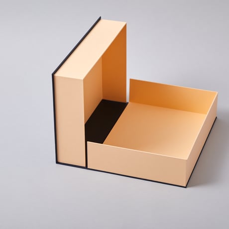 Solander Box   L