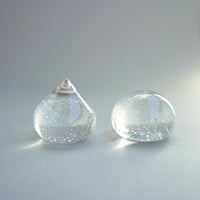 水の粒　とんがり/ まる
