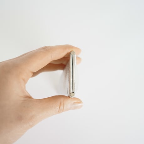 TUBE KEY CASE (CAMEL / BLACK)