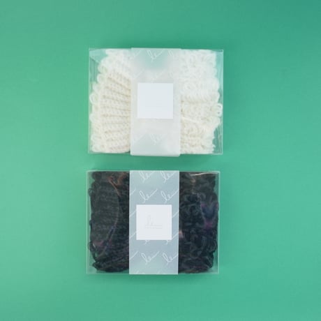 marigold wrist warmer  White