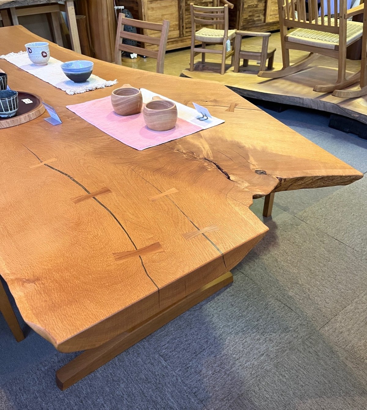 北海道産ナラ一枚板テーブル □ショップ展示品現品セール品 | 森林工芸