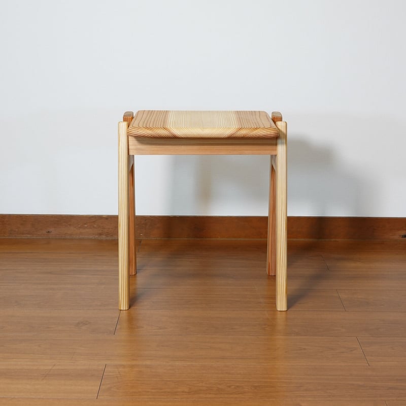 木製杉カウンタースツール（ハンドメイド） 木製杉カウンタースツール（ハンドメイド） 世界有名な 木製杉