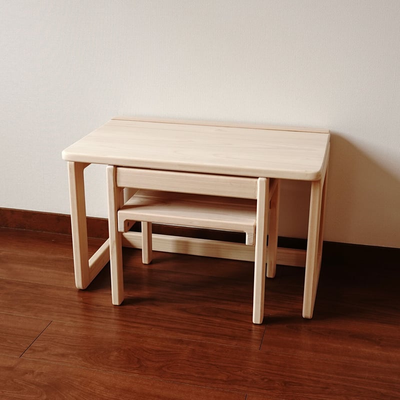 【ハンドメイド】木製無垢材子ども机・椅子 4歳～ 子ども用 無垢材の椅子・机 2点セット 幅60cm