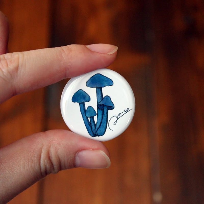 キノコ図鑑シリーズ2 アンティークキノコ図鑑の缶バッジ（32mm） | 13