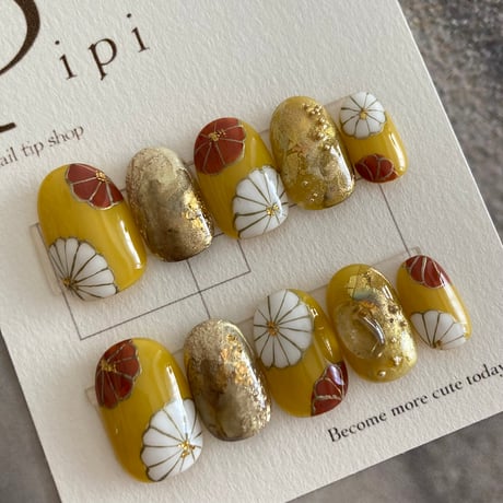 ネイルチップ 成人式 振袖 黄色 麻の葉紋様がポイントのネイルチップ